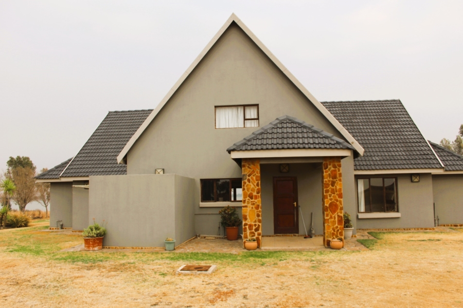 4 Bedroom Property for Sale in Metsimaholo Free State